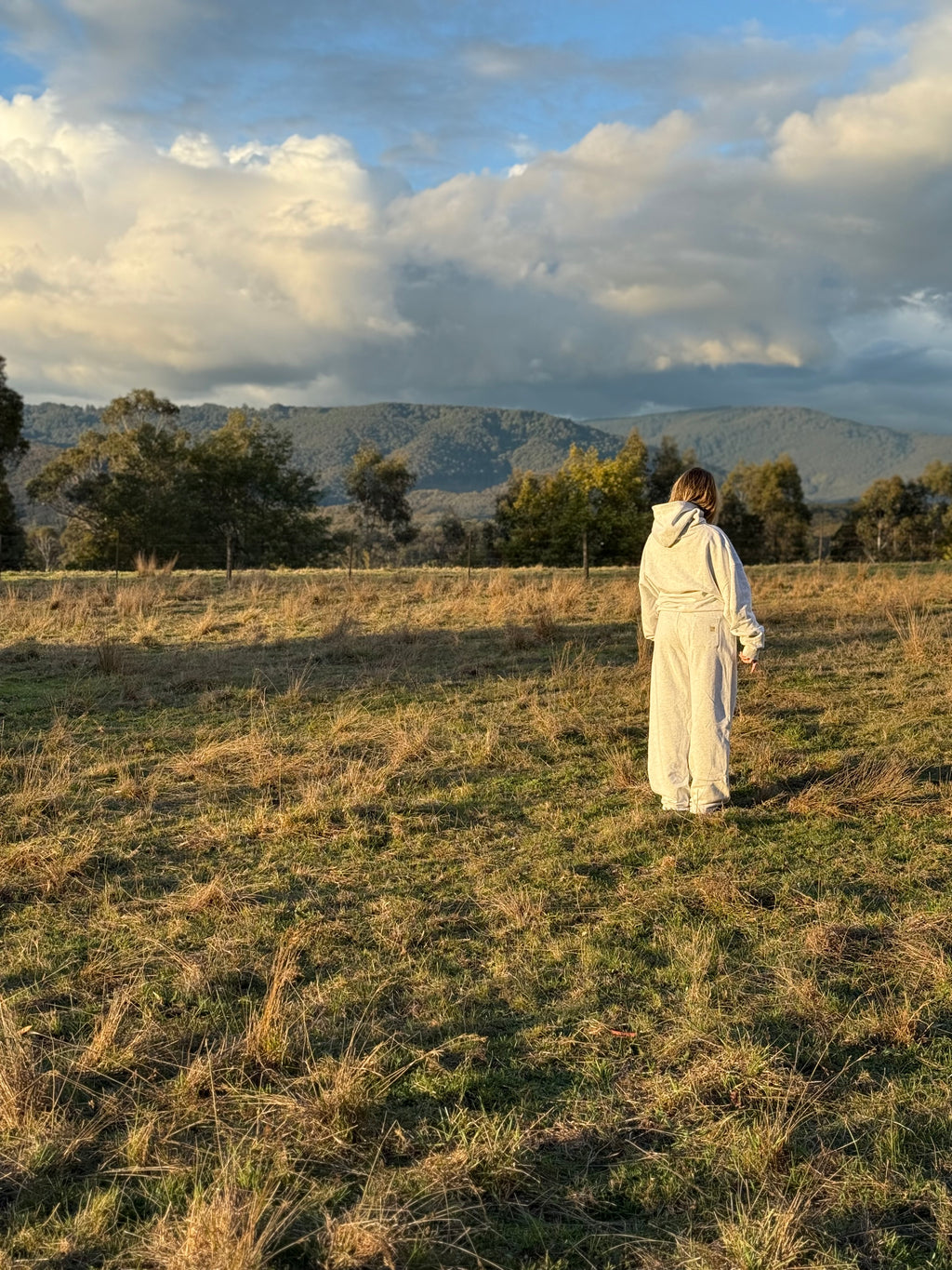 Campfire Set - White/Grey Marle